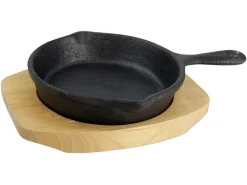 Cast Iron Gusseisenpfanne mit Brett