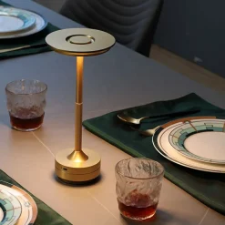 Eclips LED Tischlampe - Gold
