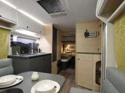 Fendt Apero 515 SG Wohnwagen