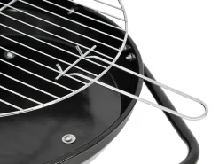 Kohlegrill halboffen