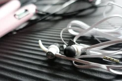 Schwaiger KH470W 512 weiße In-Ear Kopfhörer mit Slimkabel