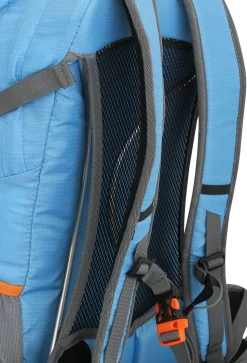 TravelSafe Summit 25 Liter Rucksack - Light Blue