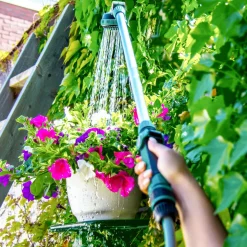 Vonroc Sprühlanze Gartendusche mit Halter und Riemen